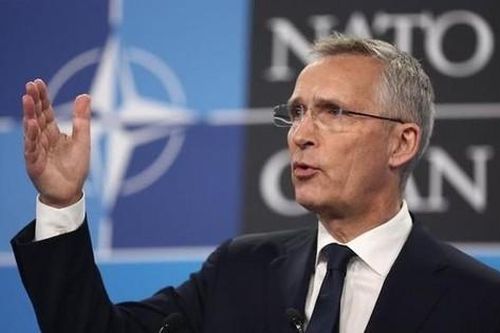 NATO tuyên bố sẵn sàng can thiệp vào tình hình ở Kosovo