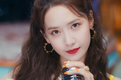 Yoona bùng nổ nhan sắc, visual hút mắt nhờ tăng cân ở độ tuổi 32