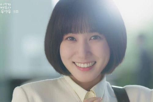 Nữ Luật Sư Kỳ Lạ Woo Young Woo kết có hậu nhưng netizen quay ra 'bắt đền' biên kịch, chuyện gì đây?