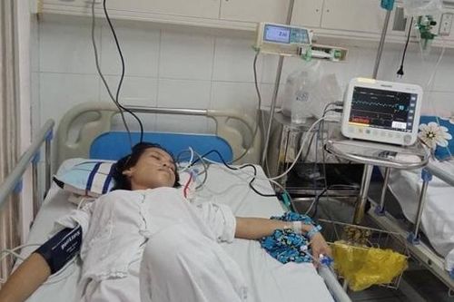 Cứu sống người phụ nữ cùng lúc mắc 3 bệnh cực kỳ nguy hiểm