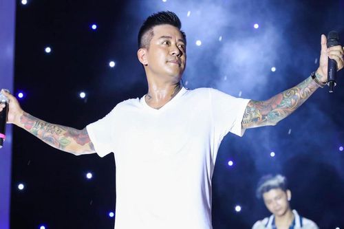 Tuấn Hưng tiết lộ lý do ngừng đi hát khi đang dễ kiếm tiền