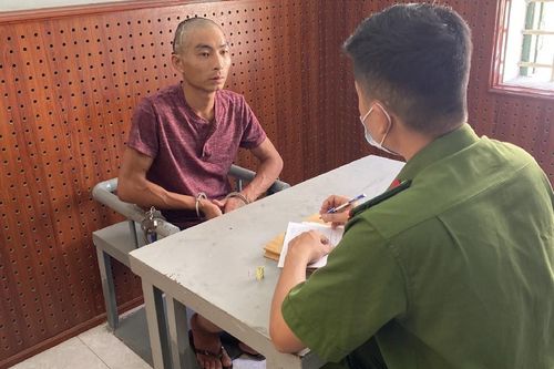 9X cầm đầu đường dây ma túy, cầm kim tiêm chống trả khi bị vây bắt