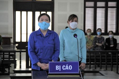 Xét xử vụ án 'cho mượn' sổ đỏ ở Đà Nẵng: Nữ đại gia bất động sản vỡ nợ 1.300 tỷ đồng và cán bộ 'cho mượn' sổ đỏ lĩnh án