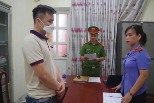 Hà Tĩnh: Bắt giam kẻ côn đồ chặn đầu xe rồi vô cớ đánh người đi đường