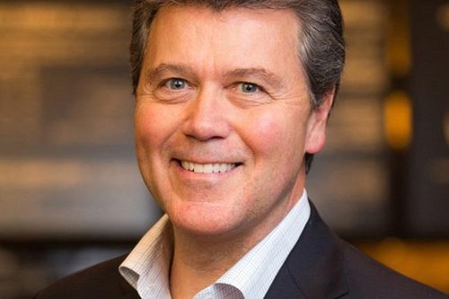 COO John Culver sẽ ra đi sau hai thập kỷ gắn bó với Starbucks