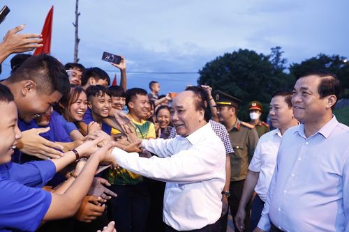 Chủ tịch nước dự lễ Kỷ niệm 50 năm chiến thắng Cấm Dơi