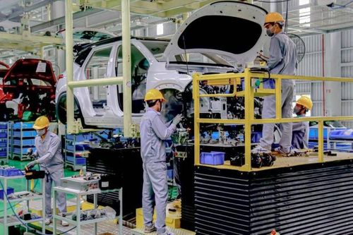 Bãi bỏ quy định về cách tính tỷ lệ nội địa hóa xe ô tô