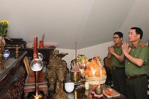 Ghi nhớ công lao của các đồng chí cố lãnh đạo Bộ Công an qua các thời kỳ