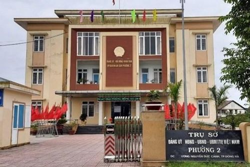 Cách chức 1 Chủ tịch UBND phường ở Quảng Trị