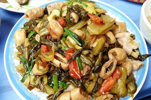 Cô giáo trong đoạn chat 'lòng xào dưa' có vi phạm pháp luật?