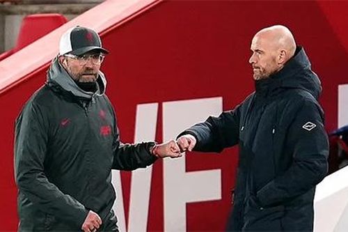 HLV Klopp bảo vệ MU trước chỉ trích từ Agbonlahor