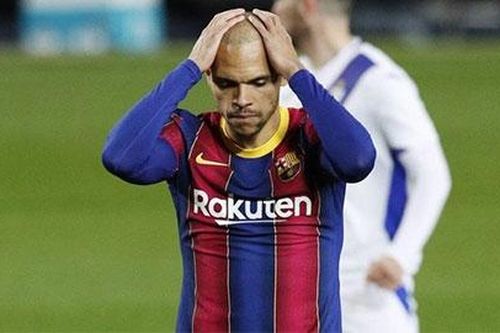 Barcelona bị tố 'bắt nạt và quấy rối cầu thủ'