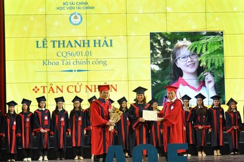 Học viện Tài chính trao bằng tốt nghiệp đại học cho gần 3.700 sinh viên