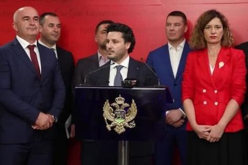 Chính phủ Montenegro tan rã sau cuộc bỏ phiếu bất tín nhiệm