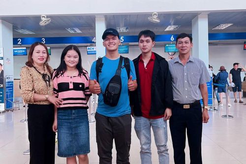 Chàng trai đạt 12 học bổng của Mỹ