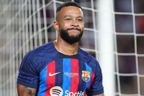 Barca bế tắc vì Memphis Depay