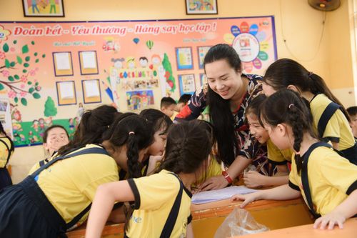 Giải 'cơn khát'… đội ngũ giáo viên