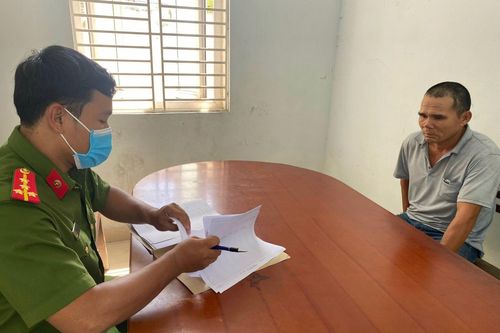 Đốt nhà con nợ, người đàn ông bị khởi tố, bắt tạm giam