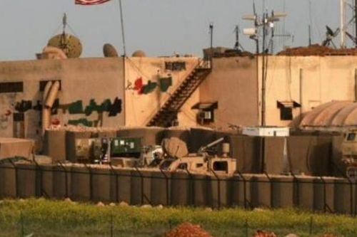 Căn cứ quân sự gần mỏ dầu ở Syria của Mỹ bị tấn công