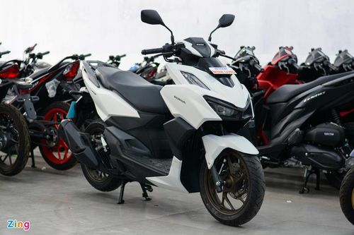 Xe máy nhập khẩu tư nhân ồ ạt về nước