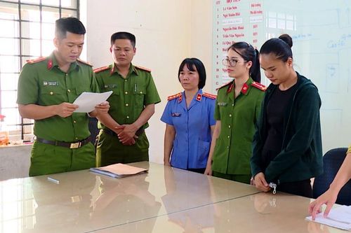 Sập bẫy lừa tiền tỷ của 2 'nữ quái'