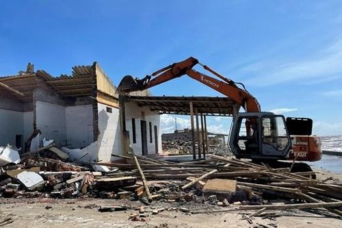 Nam Định: Tiếp tục giải tỏa các ki-ốt 'nhạy cảm' ven bãi tắm Quất Lâm