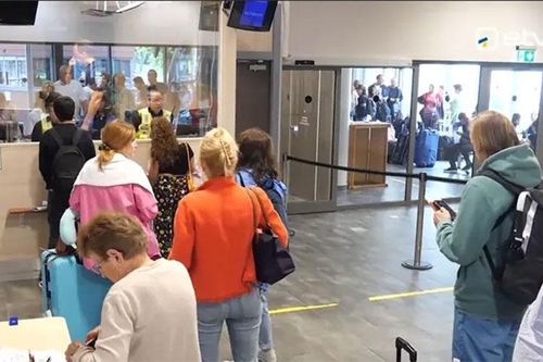 Nhiều nước EU không ủng hộ đề xuất cấm thị thực đối với công dân Nga