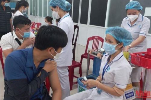 Nhân lực y tế tỉnh Quảng Ngãi thiếu cả về số lượng và chất lượng