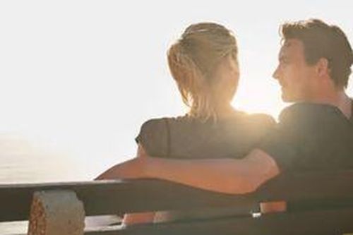 Kết hôn với người đàn ông kém 13 tuổi