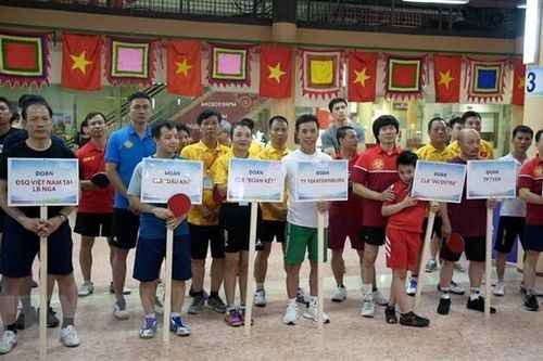 Sôi nổi Giải bóng bàn 'Cúp Độc lập lần thứ nhất' tại Nga
