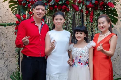 2 con gái của diễn viên Bình Minh sở hữu chiều cao vượt trội