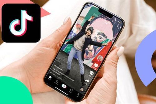 Hàng triệu người không đi làm công sở, chỉ sáng tạo video và kiếm tiền trên YouTube, Tiktok