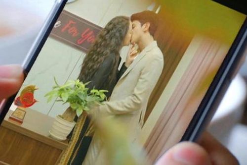 Chồng Diễm Hương, Á hậu Phương Nga phản ứng thế nào trước 'cảnh nóng' của Bình An với 'đàn chị'