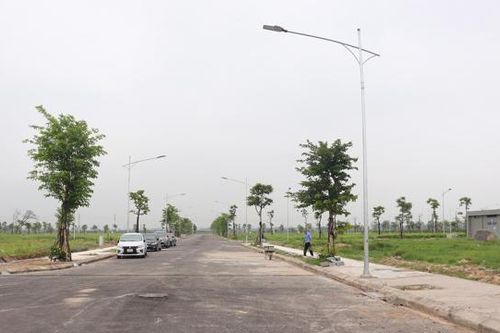 Đất đấu giá 'nhảy múa' bất thường: Cẩn trọng tác động ngược