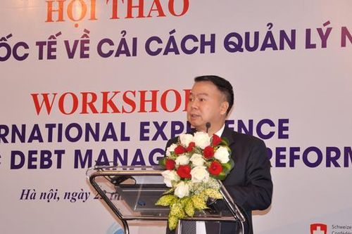 Các nước phát triển quản lý nợ công thế nào?