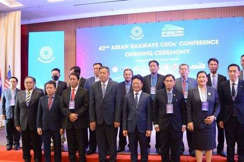ASEAN họp bàn việc phục hồi và phát triển đường sắt