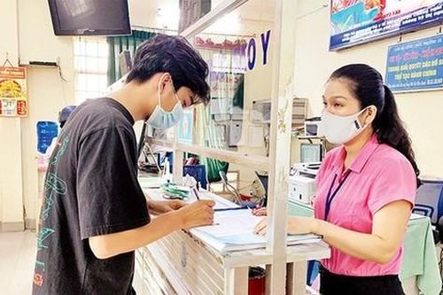 Giữ chân người tài trong khu vực công