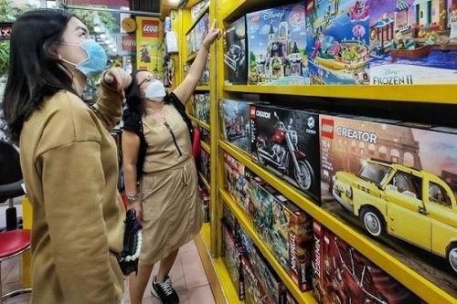 'Ông lớn' thế giới dồn dập 'rót tiền', Bloomberg chỉ ra 'điểm nghẽn' Việt Nam cần khắc phục