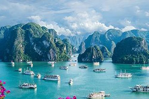 Vịnh Hạ Long nằm trong top 10 điểm đến đẹp nhất thế giới năm 2022