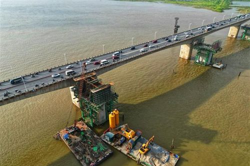 Hà Nội phấn đấu vào top đầu cả nước về chỉ số cạnh tranh cấp tỉnh