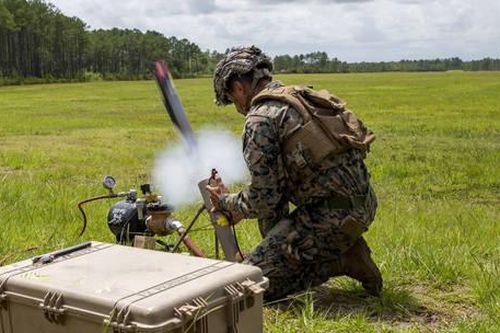 Mỹ chậm chuyển giao UAV cảm tử cho Ukraine