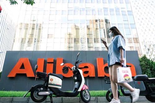 Từng 'chém gió phần phật', Alibaba và Tencent giờ đang lo cắt giảm chi tiêu