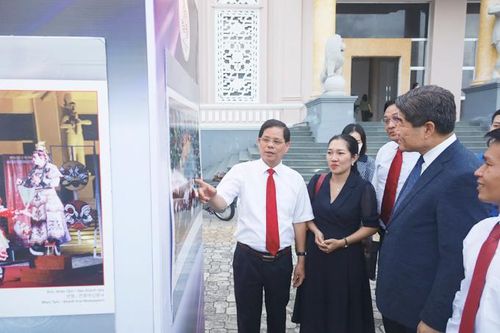 Những khoảnh khắc về tình hữu nghị Việt - Hàn