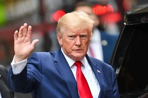 Hơn 100 tài liệu mật được thu hồi từ dinh thự ông Trump
