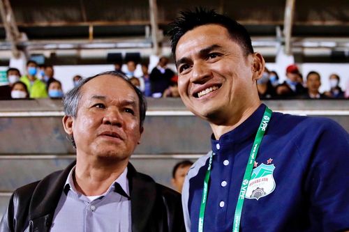 Issawa: 'Kiatisuk hạnh phúc ở HAGL'