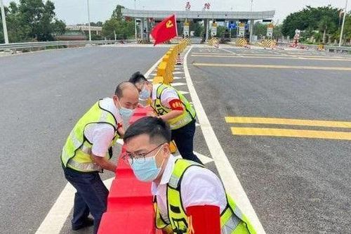 Trung Quốc ứng phó khẩn cấp với bão Maon