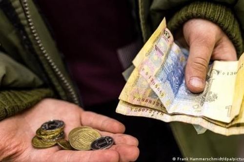 Kinh tế Ukraine: Gấp rút in tiền, ký ức buồn về siêu lạm phát, chính phủ có thể phải lựa chọn 'đau đớn'