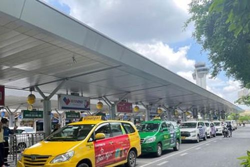 Sân bay Tân Sơn Nhất đã trật tự hơn