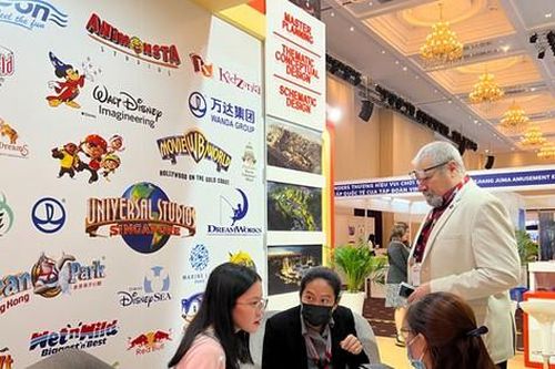 Khai mạc Triển lãm Quốc tế về Máy móc Thiết bị Công viên Giải trí và Công viên nước
