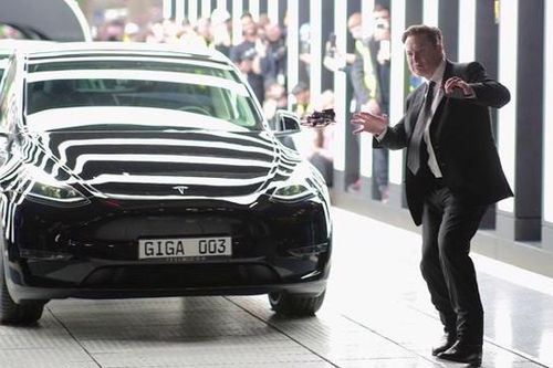 'Giải mã' cơn sốt cổ phiếu Tesla ở Hàn Quốc